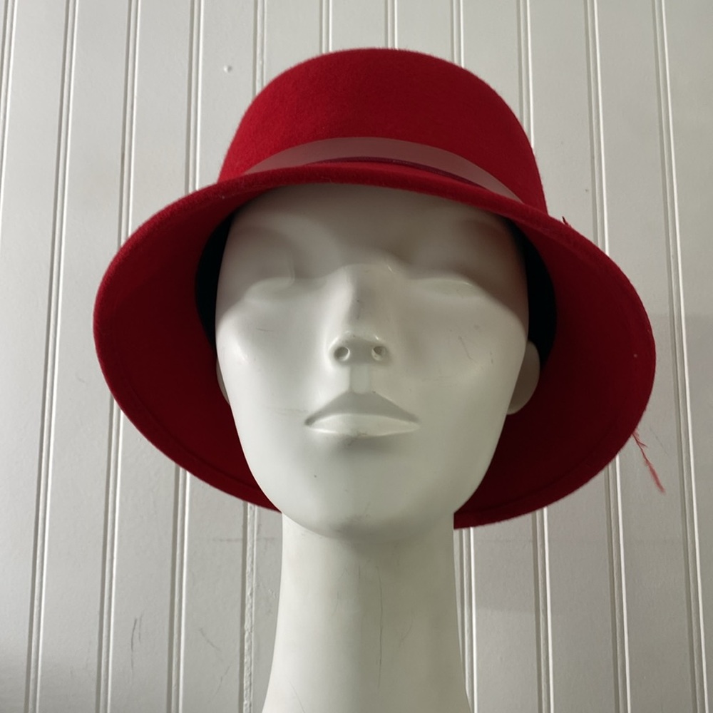 A August Vintage Red 100% Wool Hat Bow Church Cloche‎ Fedora Lipstick Red - Picture 2 of 14
